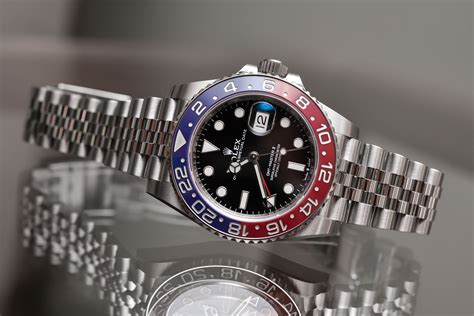 which rolex model to buy